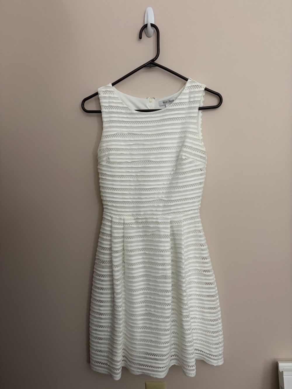 White House Black Market White Textured Sleeveless Mini Dress